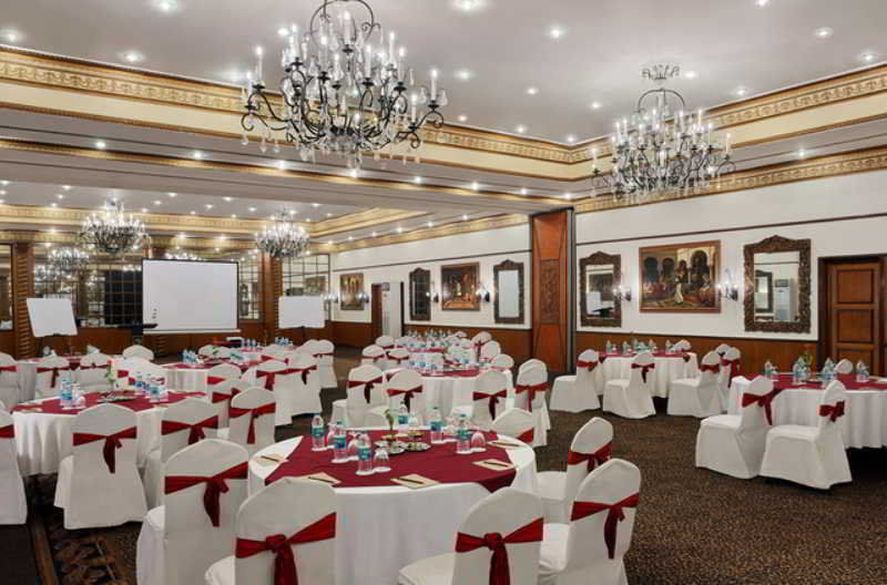 The Golden Palms Hotel & Spa Chik Banavar Exterior photo